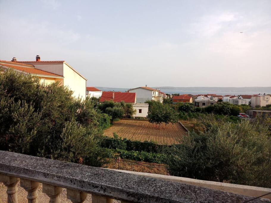 Obiteljski Stan Kastel Luksic Apartment Kastela Ngoại thất bức ảnh
